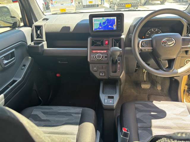Daihatsu Taft 2