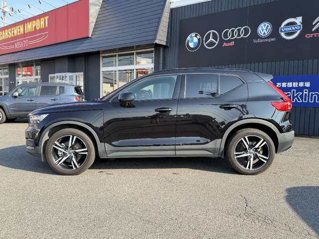 Volvo XC40 12