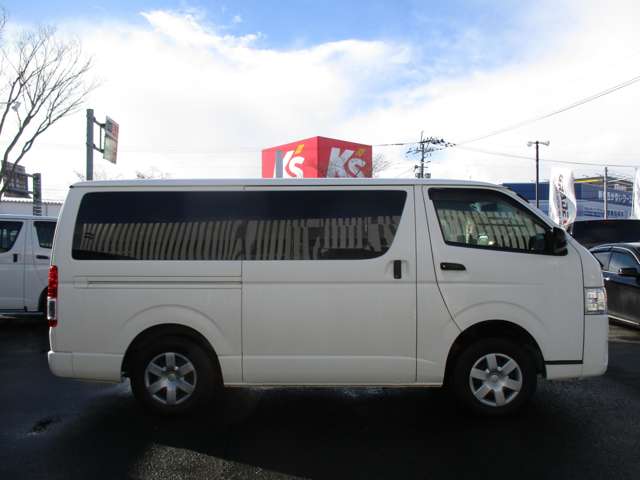 Toyota Regius Ace 5