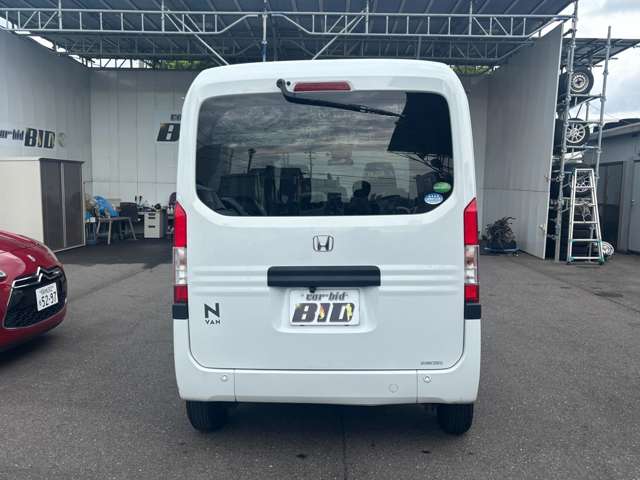 Honda N-VAN 8