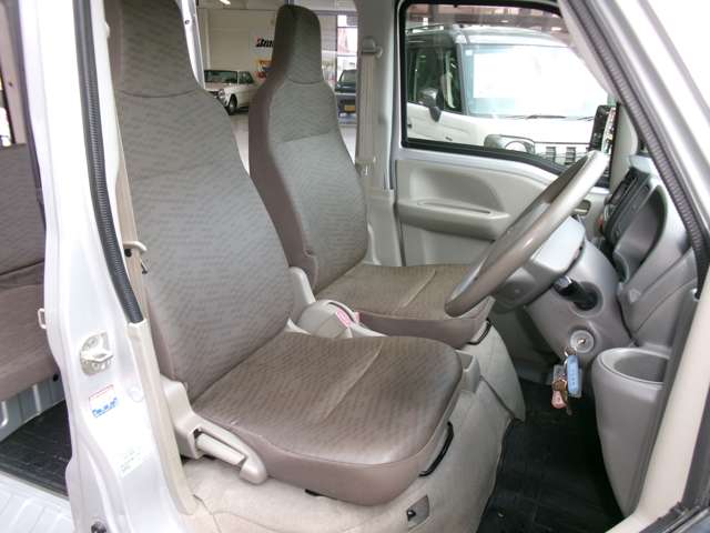 Mitsubishi Minicab Van 8