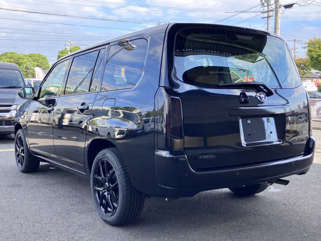 Toyota Probox Van 8