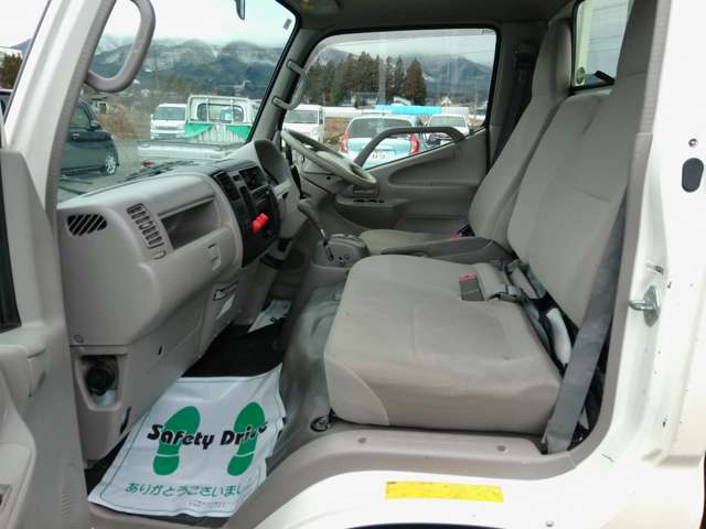 Toyota Toyoace 11