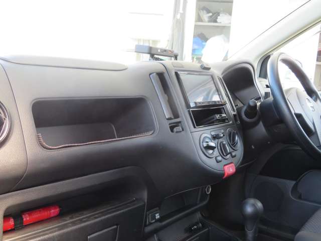 Nissan NV150 AD 10