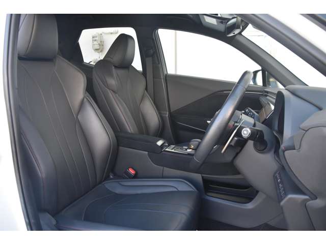 Lexus LBX 7