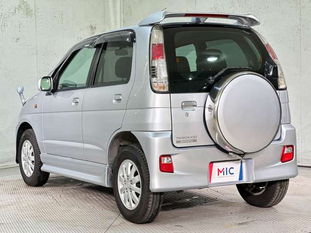 Daihatsu Terios Kid 8