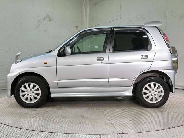 Daihatsu Terios Kid 9