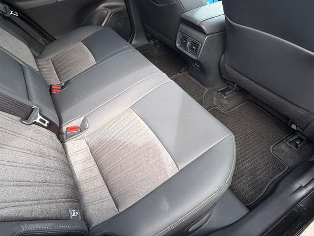 Toyota Harrier 9