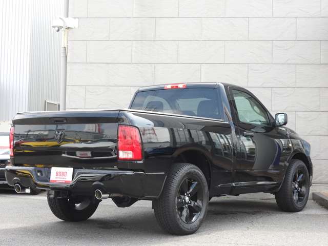 Dodge Ram 3