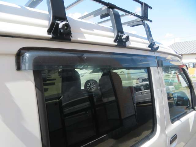 Daihatsu Hijet Cargo 9