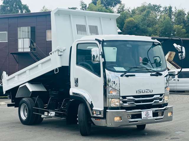 Isuzu Forward 2