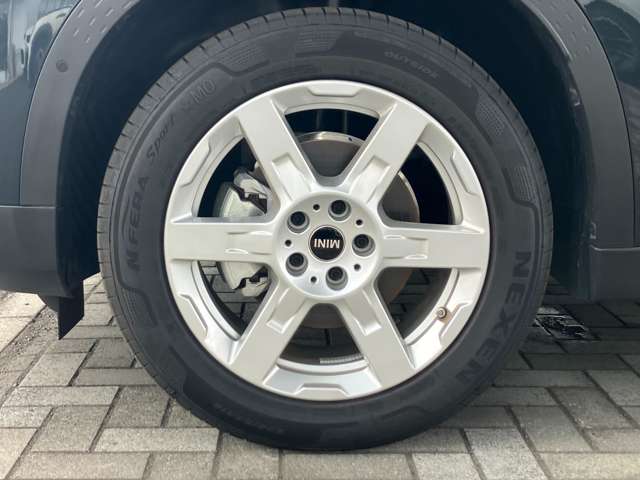 MINI Countryman 7