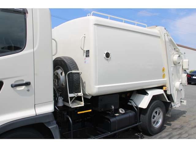 Hino Ranger 12