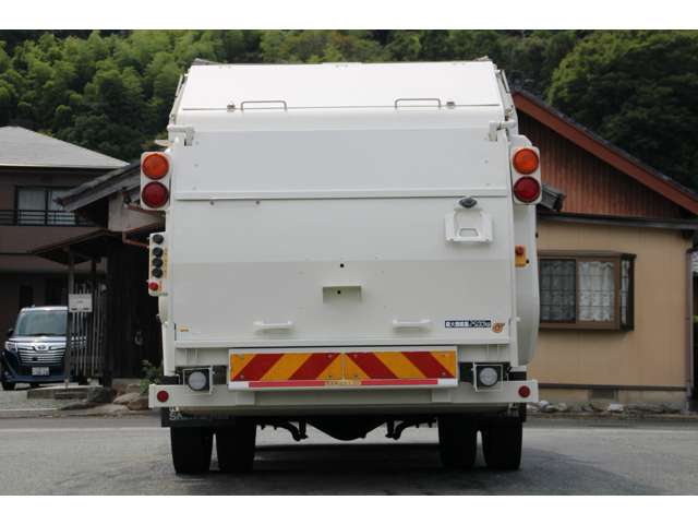 Hino Ranger 8