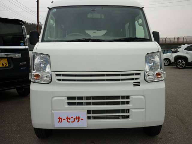 Nissan NV100 Clipper 6