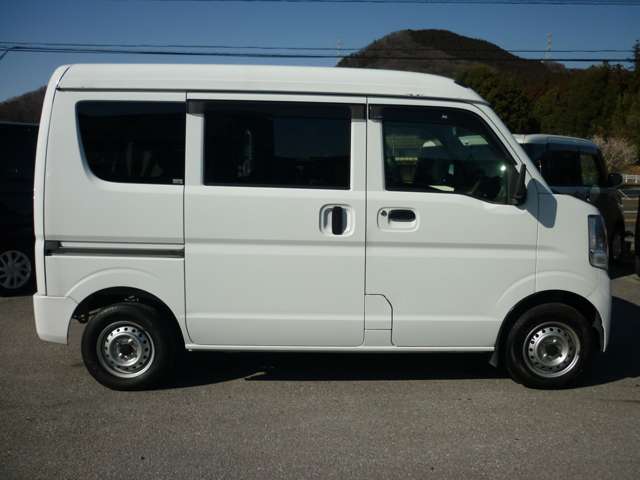 Suzuki Every 11