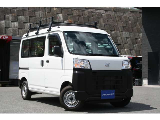 Daihatsu Hijet Cargo 8
