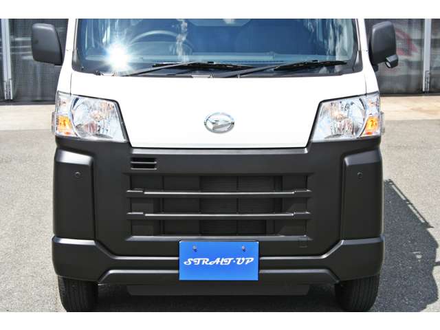 Daihatsu Hijet Cargo 9