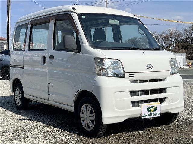 Daihatsu Hijet Cargo 9