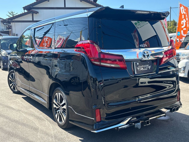 Toyota Alphard 7
