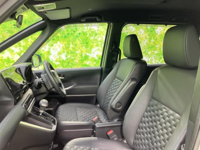 Toyota Voxy 9
