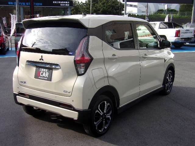 Mitsubishi eK X EV 8