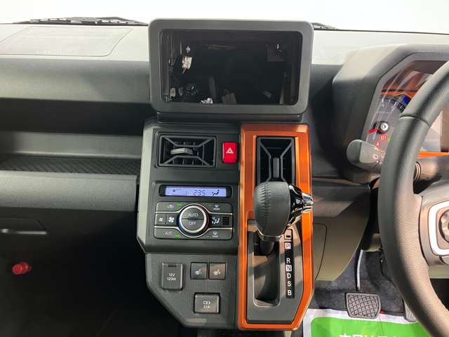 Daihatsu Taft 10
