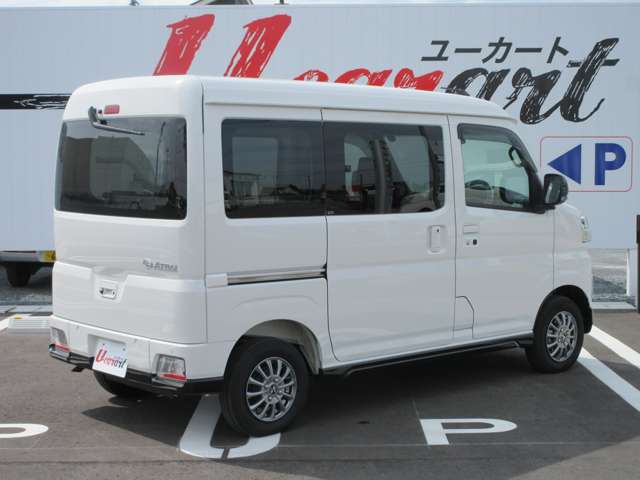 Daihatsu Atrai 7