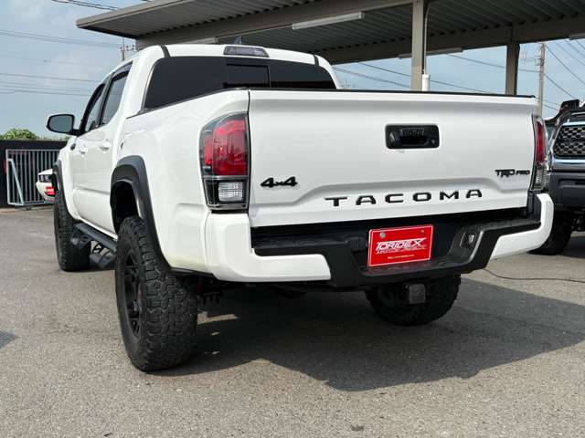Toyota Tacoma 5