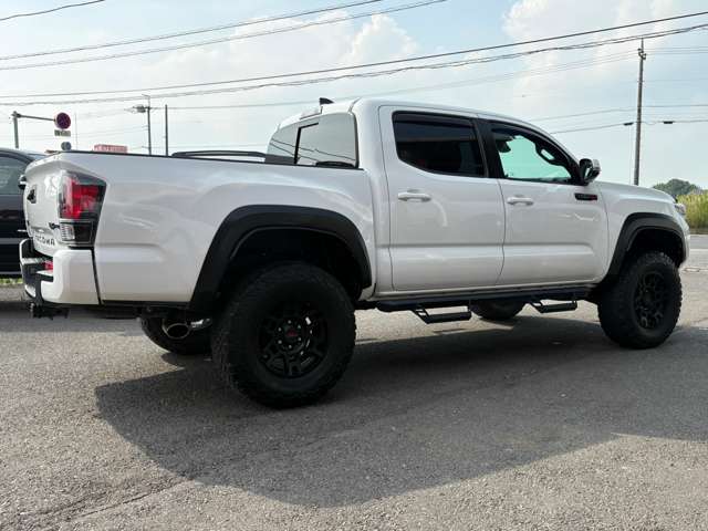 Toyota Tacoma 8