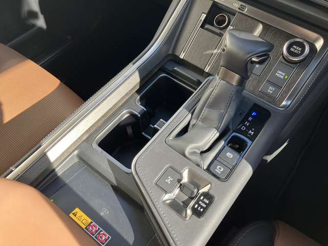 Lexus GX 11