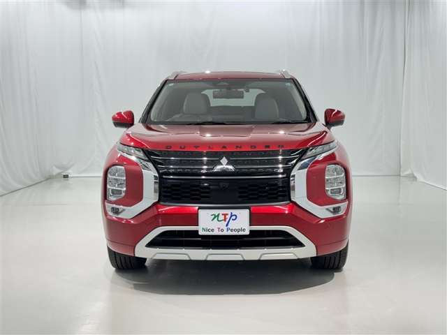 Mitsubishi Outlander 4
