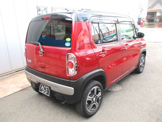 Mazda Flair Crossover 11