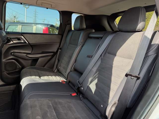 Mitsubishi Outlander 7