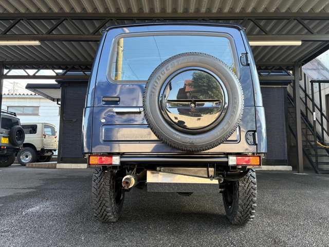Suzuki Jimny 10