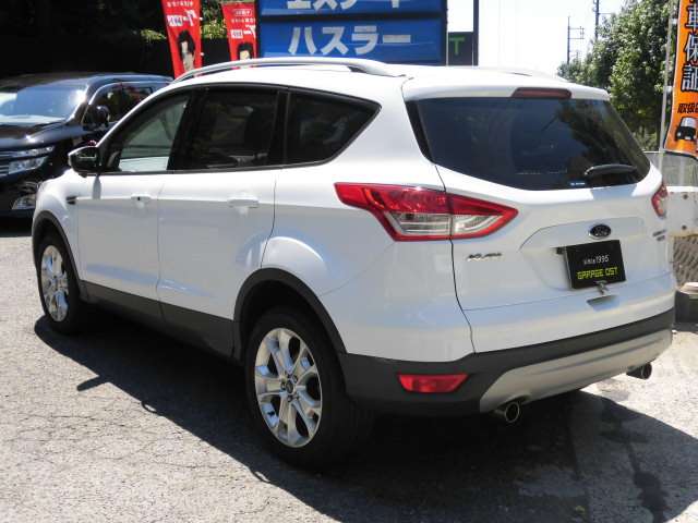 Ford クーガ 3