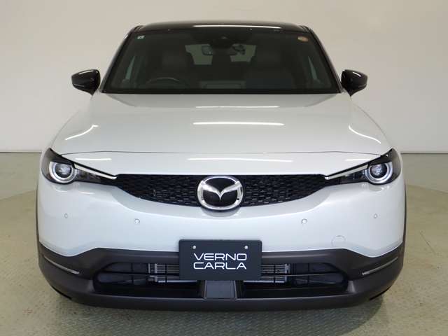 Mazda MX-30 11