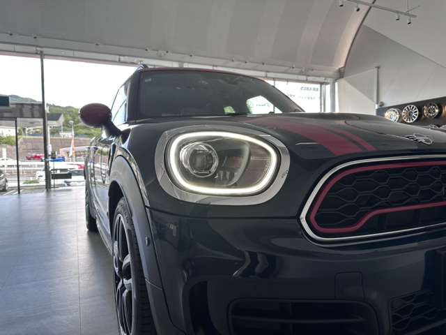 MINI Crossover 7