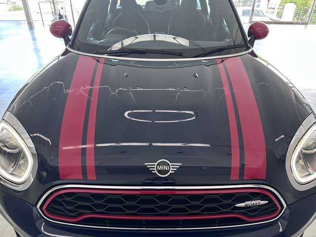 MINI Crossover 8