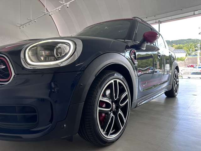 MINI Crossover 9