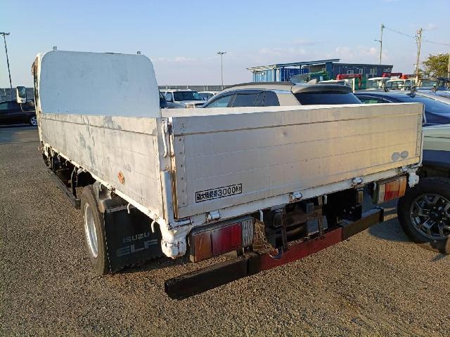 Isuzu Elf 2