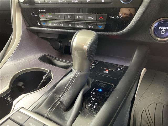 Lexus RX 7