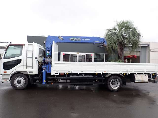 Mitsubishi Fuso Fighter 9