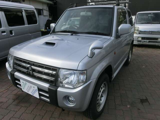 Mitsubishi Pajero Mini 7