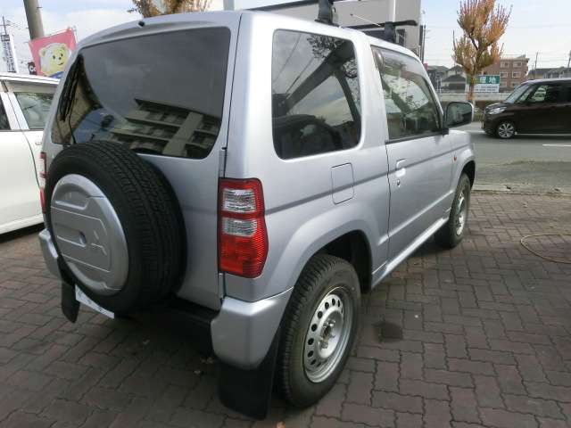 Mitsubishi Pajero Mini 8