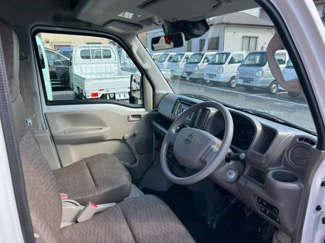 Nissan NV100 Clipper 5