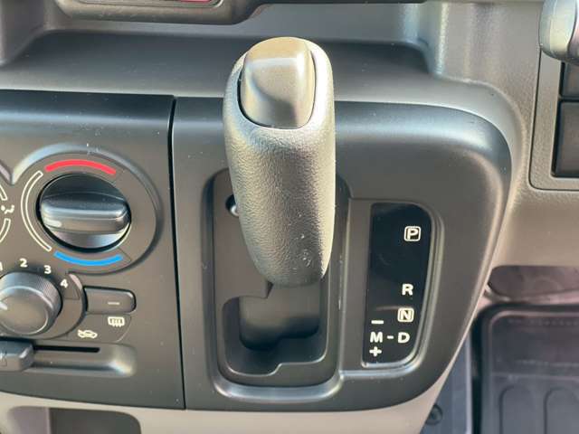 Nissan NV100 Clipper 8