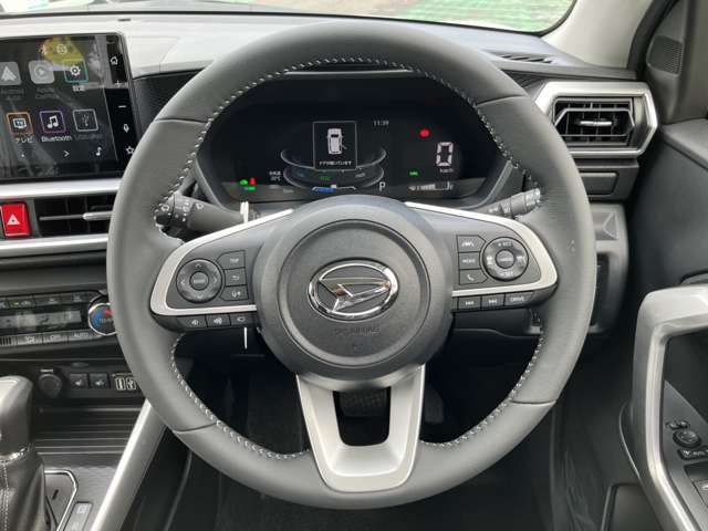 Daihatsu Rocky 7