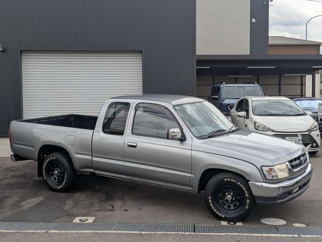 Toyota Hilux 12