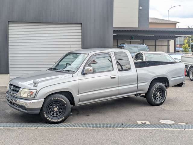Toyota Hilux 3